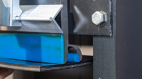 輸送機防溢裙板，防漏料溢料